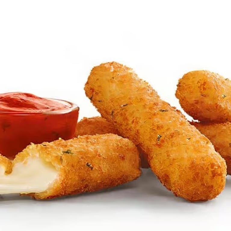 Mozzarella Sticks That Melt in Your Mouth